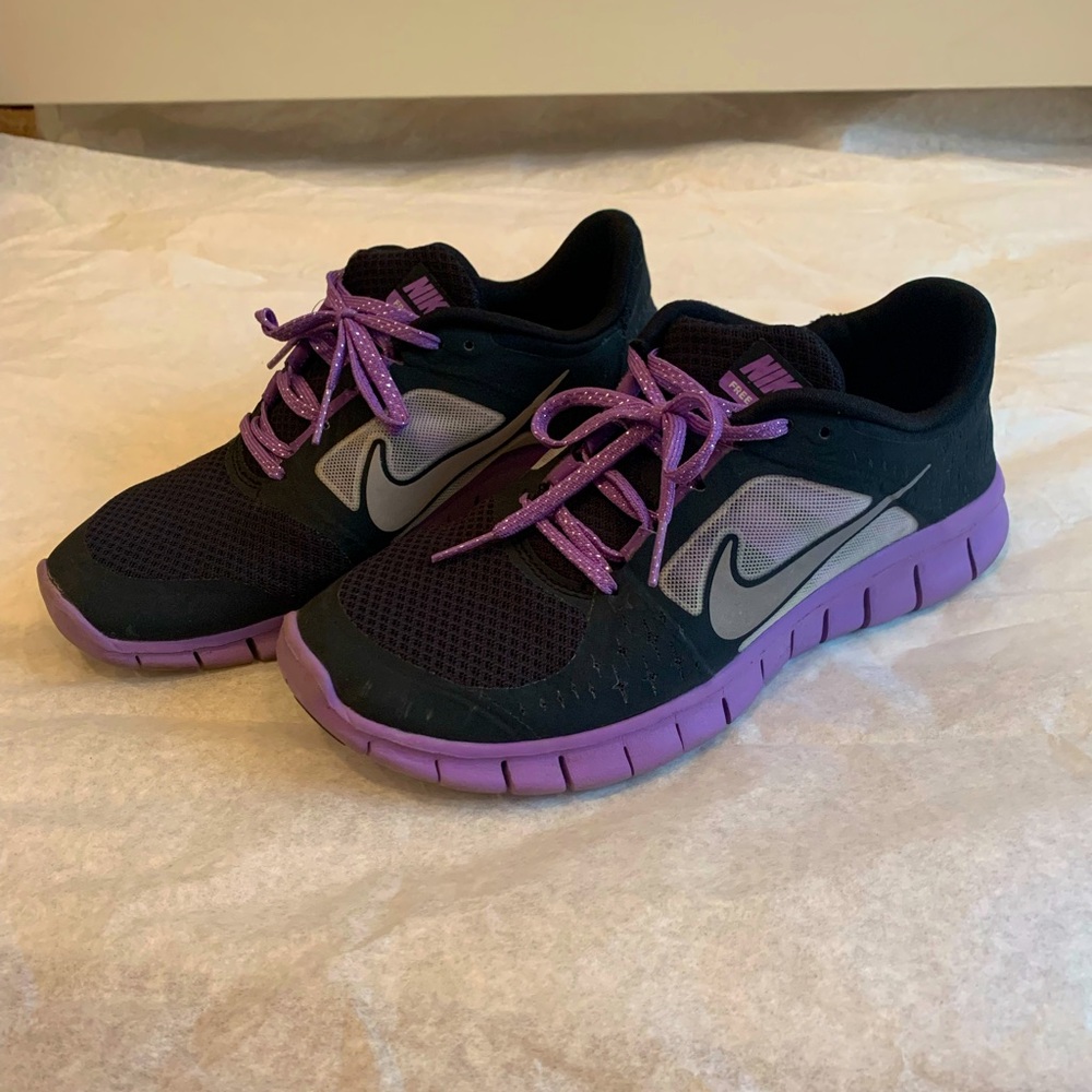 NIKE Freerun 3 women’s youth size 6.5
